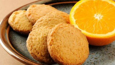 تعرفي على أسهل وصفة سحرية لتحضير بسكويت البرتقال