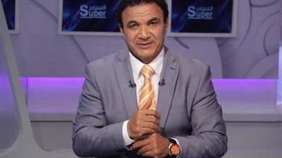«هاتوه الزمالك».. المعلق أحمد الطيب يهاجم جماهير الأهلي بسبب نجم الفريق