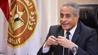 وزير العمل يلقي كلمة بمؤتمر « الحوار الأفريقي الخليجي» بالدوحة غدًا