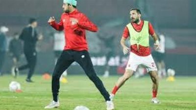 طاهر محمد طاهر ينتظم فى مران الأهلي