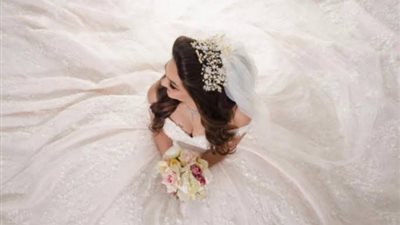 آخر تقاليع كورونا.. عروس تحرج ضيوفها بأغرب دعوة زفاف لها