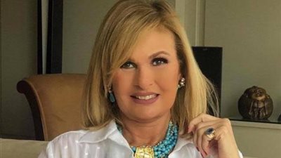 يسرا تصدم جمهورها وتقرر إعتزال الفن