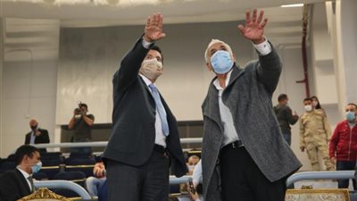 وزير الرياضة يشهد مباراة منتخب مصر  لكرة اليد الودية أمام اليابان