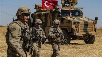القوات التركية تقصف مناطق الأكراد في ريف حلب