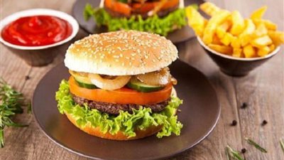 7  نصائح للتخلص من إدمان تناول الوجبات السريعة