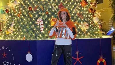 بإطلالة مبهجة.. بشرى تهنىء الأقباط بعيد الميلاد المجيد