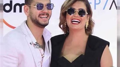 بالصور.. هنا شيحا تنهي علاقتها بمحمود شاهين وتهرب إلي دهب