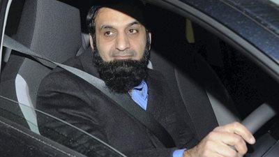 بريطانيا تحاكم طبيب لإجراءه عمليات ختان للأطفال الذكور المسلمين والمسيحيين