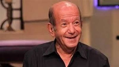 ” جاتلي جلطة في المخ” .. لطفي لبيب يوضح حقيقة إصابته بشلل