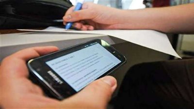 بالإجابات والصور.. امتحانات الدبلومات الفنية 2024  في المساحة والميكروبيولوجي والزخرفة