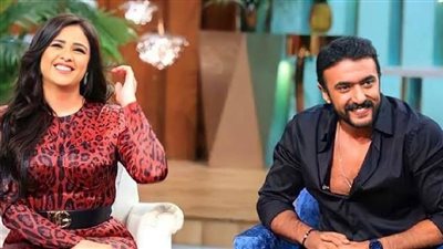 هل ارتبطت ياسمين عبدالعزيز بشخص غير أحمد العوضي؟..(فيديوجراف)