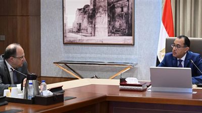 رئيس الوزراء : ندعم تشجيع زيادة صادرات الدواء المصري