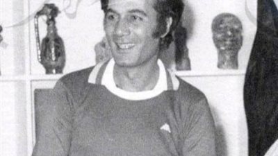 بصورة نادرة.. رانيا محمود ياسين ترثي والدها: القمر الذي يضىء حياتي