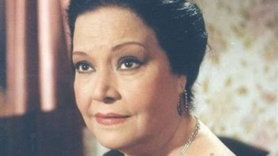 مديحة يسري.. أدت مناسك الحج  6 مرات واعتمرت 20  مرة ورفضت الحجاب وتزوجت من شيخ صوفي