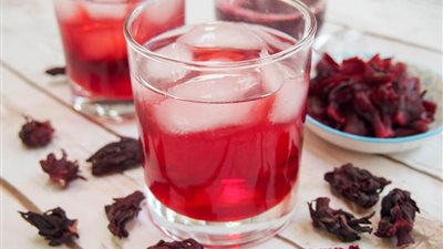 فوائد الكركدية الساقع.. وطريقة عمله في خطوات بسيطة