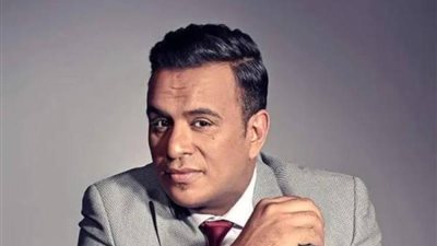 «من وأنا صغير عايز أرد ولو جزء من دين أمي عليا».. محمود الليثي يروي حكايات مؤثرة عن والدته قبل وفاتها