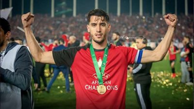 تعثر مفاوضات الأهلي مع زين الدين بلعيد لهذا السبب