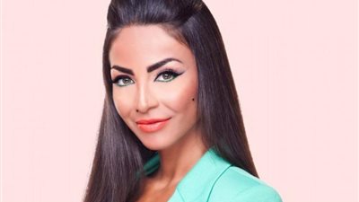 دولي شاهين تكشف للموجز تفاصيل أغنيتها الجديدة