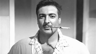 رشدي أباظة.. حكايات وأسرار الدنجوان.. لم يتخيل دخول عالم السينما