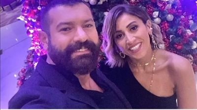 بعد انفصالها عن الهضبة .. دينا الشربيني  توجه رسالة إلي عمرو يوسف