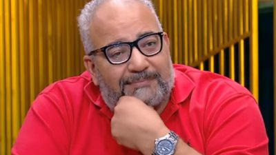 الموت يفجع الفنان بيومي فؤاد.. التفاصيل كاملة