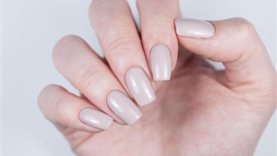 وصفات منزلية لتطويل الأظافر .. اعتمدي عليها