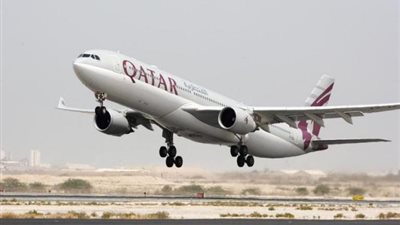 بعد توقف دام لأكثر من 3 سنوات .. أول طائرة قطرية تصل مصر فى هذا الموعد