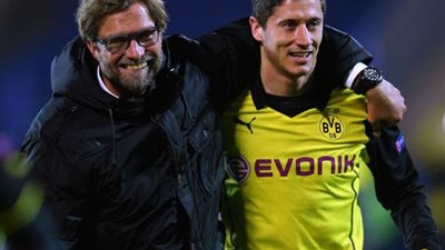 ليفاندوفسكي ينتصر على كلوب في تحدي «تسجيل الأهداف»