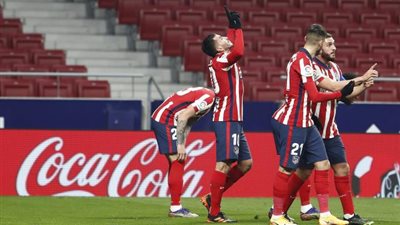 أتلتكو مدريد يبتعد بصدارة الدوري الإسباني بفوز على إشبيلية بهدفين