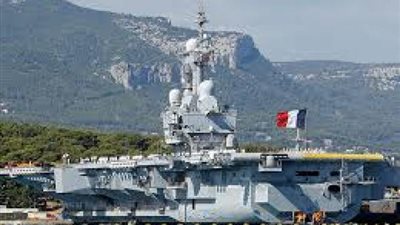 حاملة الطائرات الفرنسية ”شارل ديجول” تعود لشرق المتوسط