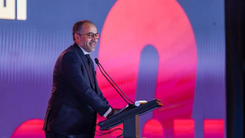 محمد كامل