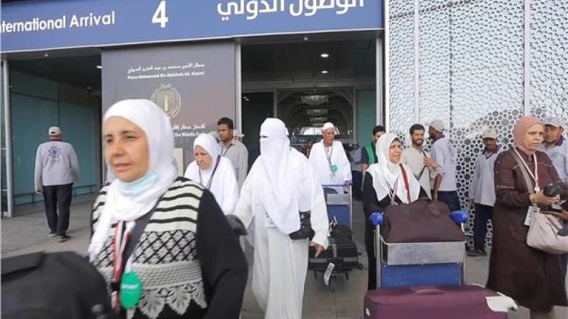 استقبال حافل في مطار
