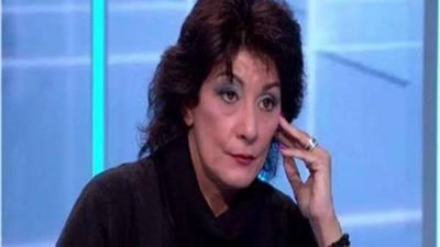 سماح أنور تكشف سر عدم اعترافها بنجلها