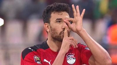 مصر وبوركينافاسو.. الفراعنة يتقدمون علي الخيول بثنائية تريزيجيه بعد 30 دقيقة