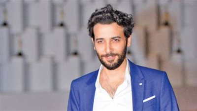 كريم قاسم ينتظر عرض فيلمه الجديد ”ولاد رزق 3.. القاضية”