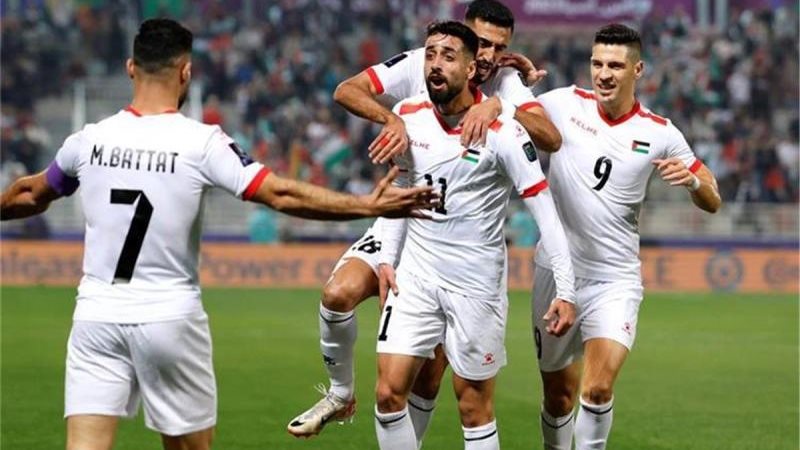 منتخب فلسطين ضد لبنان