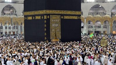 مفتي الجمهورية يوضح 8 أنواع للطواف وهذه أحكامها