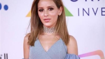 لا يمكن للكلمات أن تعبر عن الفرحة الغامرة.. جميلة عوض توجه رسالة لأصدقاءها بعد زواجها من أحمد حافظ