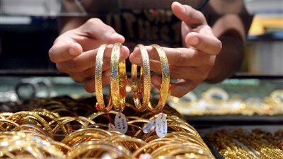 ارتفع 5 جنيهات.. سعر الذهب اليوم بنهاية تعاملات الأحد
