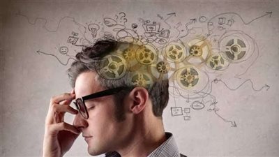 ما هي أسباب انخفاض مستوى الذكاء مع التقدم في العمر؟