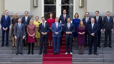 عاجل.. فضيحة مدوية وراء استقالة الحكومة الهولندية