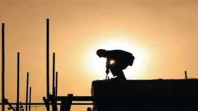 لـ 4 ساعات ..السعودية تعلن مواعيد حظر العمل تحت أشعة الشمس