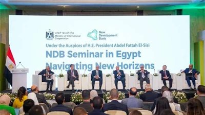 مشروعات ضخمة تعزز مكانة مصر كمركز تجاري عالمي.. إليك التفاصيل