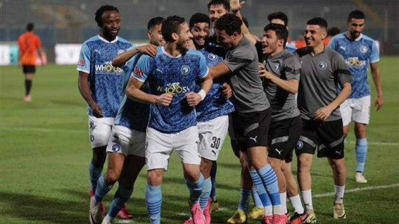 قائمة بيراميدز ضد