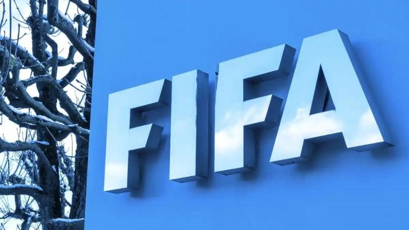 الفيفا يعاقب اتحاد