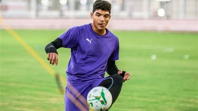 حارس الاتحاد السكندري ينشر صورة قبل مواجهة إنبي معلقاً: يارب