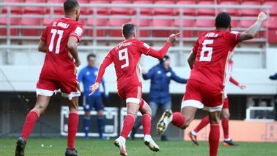 «كوكا» يعاقب كورونا بهدف قاتل لأولمبياكوس في شباك باي جيانينا بالدوري اليوناني