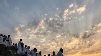 ما حكم من شرب ناسيا في يوم عرفة؟.. الإفتاء تُجيب