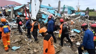 ارتفاع عدد ضحايا زلزال سولاويسي في أندونيسيا غلى 81 شخصاً