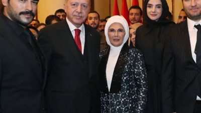سر تسليم أردوغان لـ«بالي بيك» جائزة أفضل ممثل تركي لعام 2020.. إليك التفاصيل